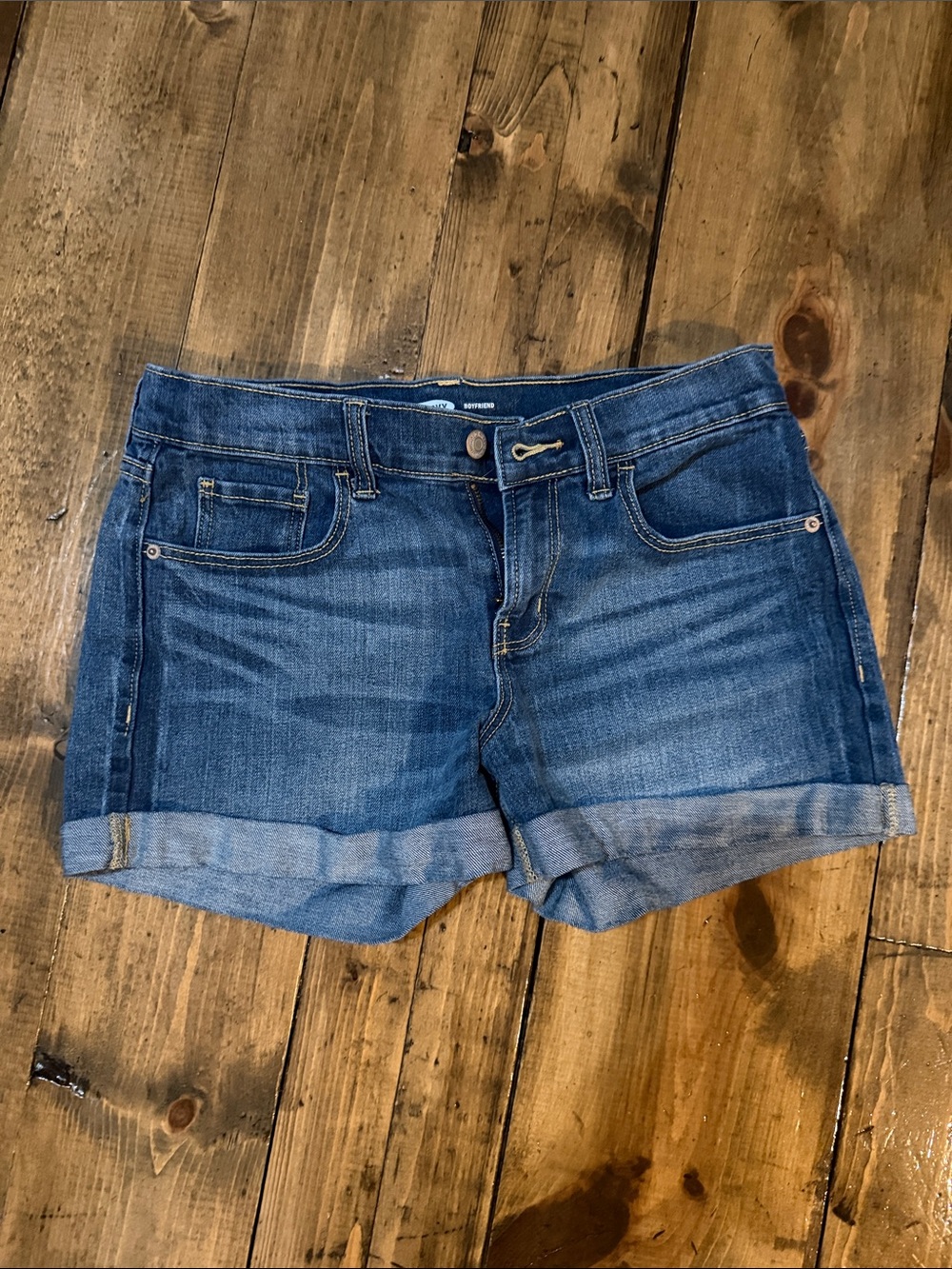Old Navy Women's Boyfriend denim shorts